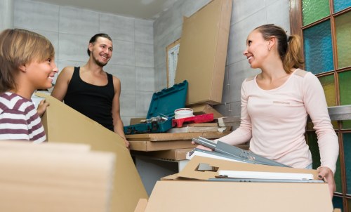 Removal truck hire service for a move in Hammersmith