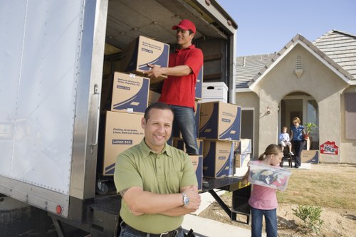 Cancellation and access responsibility terms for man with a van service