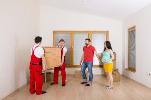 Removal van service for flats and homes in Hammersmith
