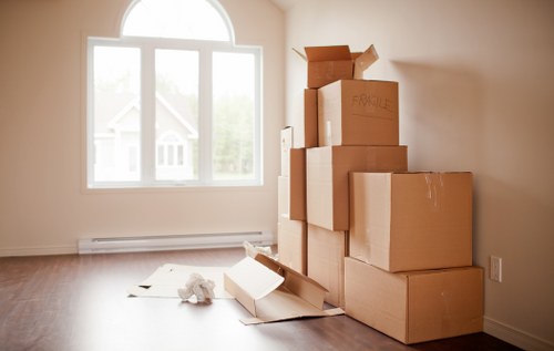Commercial moving support in Hammersmith West London