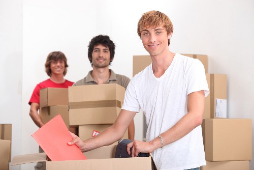 Commercial and residential removals service operating in Hammersmith